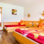 Matzhof Apartment