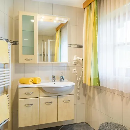 Matzhof Apartament *