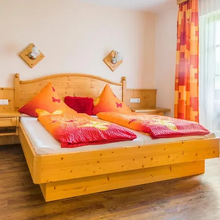 Matzhof Apartment